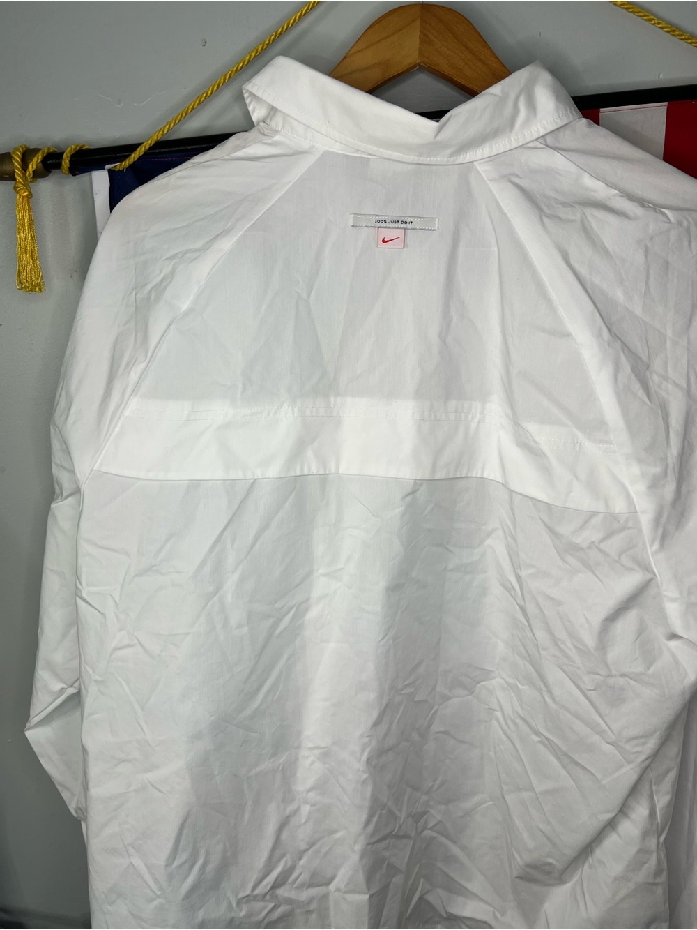 Nike White Button-Down Running Jacket - Picture 6 of 7